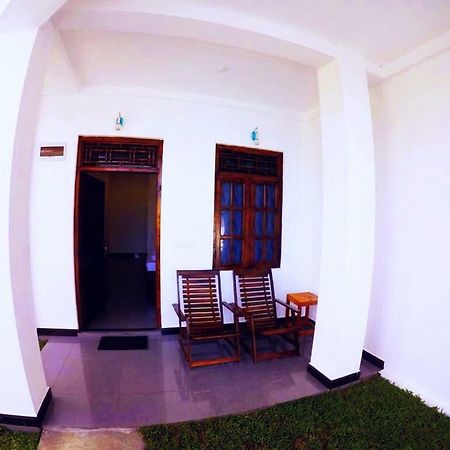 Guitar Bay Hotel Arugam Bay Kültér fotó